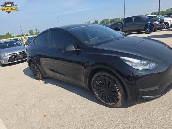 TESLA MODEL Y 2021 5YJYGDED5MF109448 image